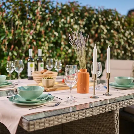 Apartment Spada Brand New With Garden 3 Min From Beach! Porec